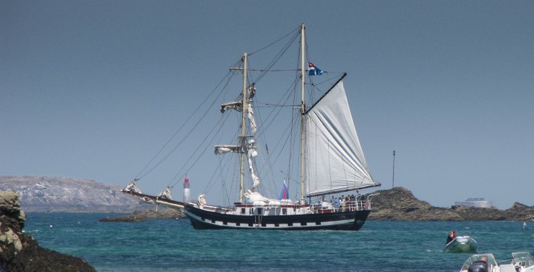 le mrt &amp; la Malouine, les Hébihens, st jacut, 3 juil 11 (1 sur 1)