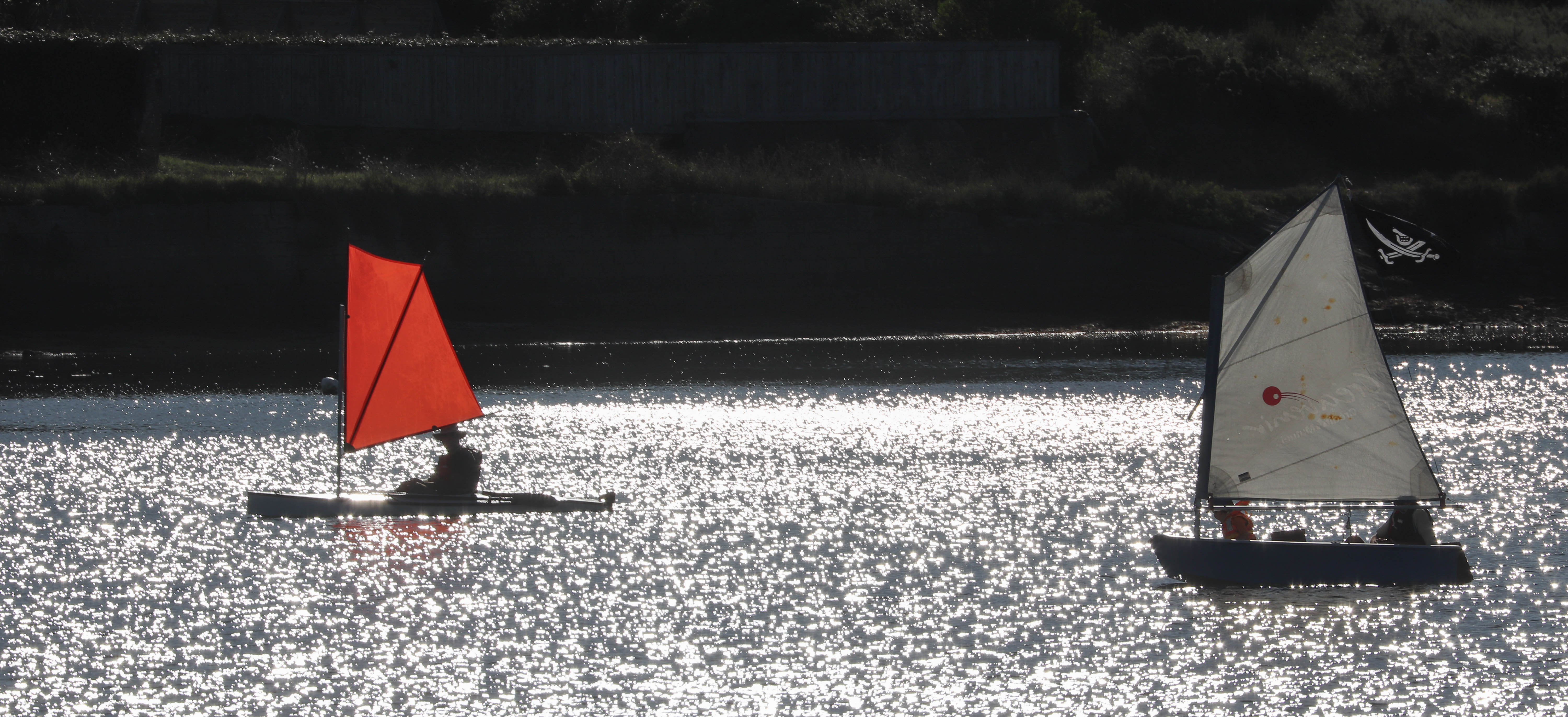 un bateau de pirates dans la baie de la digue, 2 août 18, 8h19.32 (1 sur 1)
