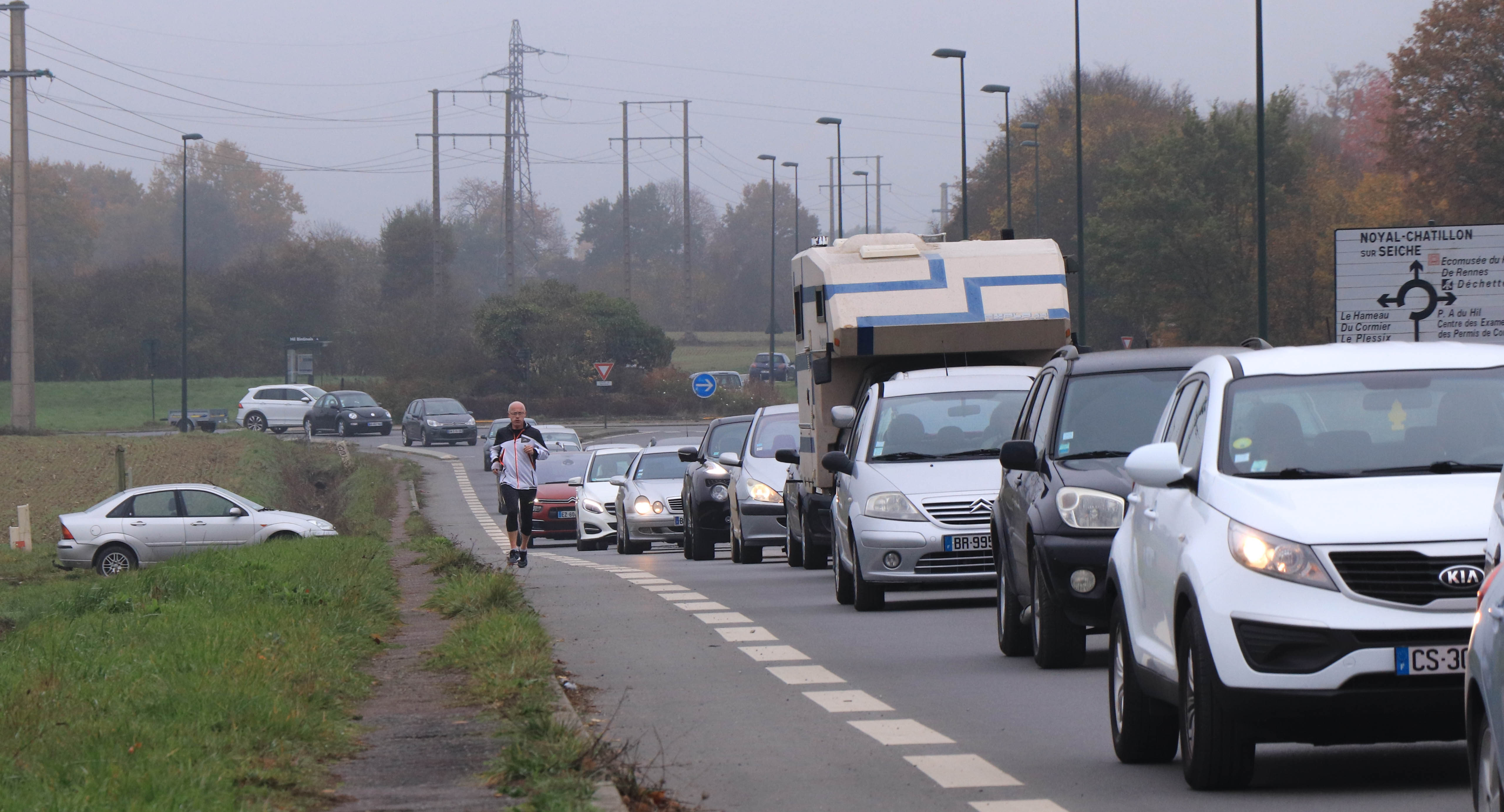 gilets jaunes breizh lel joggeurl, rennes, 17 nov.18, 12h09 (1 sur 1)