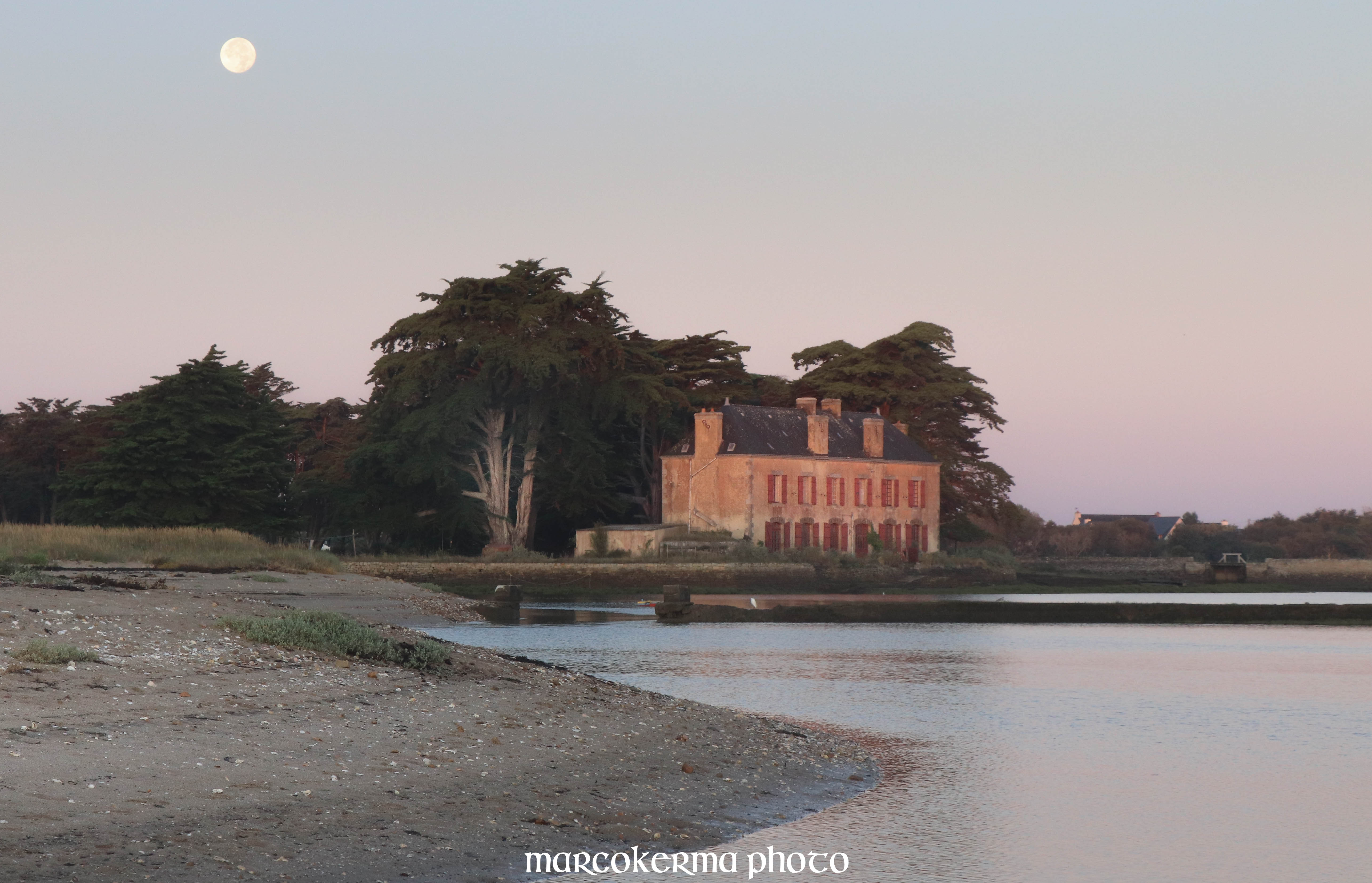 le Manoir rouge, Toul Keun, 15 sept.19, 7h54-22.jpg