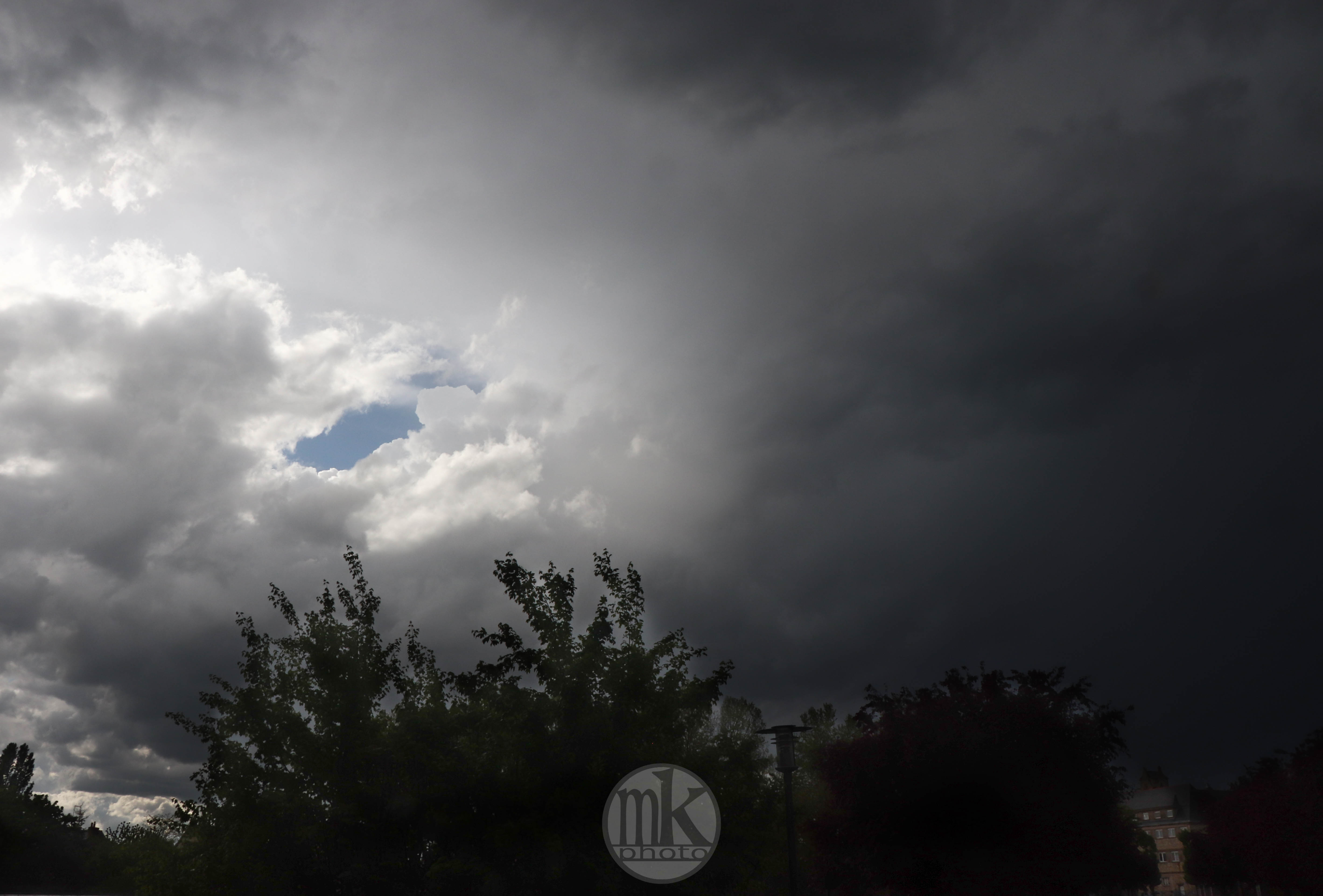 orage, pluie, Rennes, 17 avril 2020, 18h12